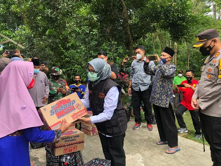 Kabar Terkini Pasca Gempa Bumi 6,1 SR Guncang Blitar Raya