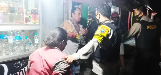 Tidur di Areal SPBU, Warga Situbondo Dibacok Teman