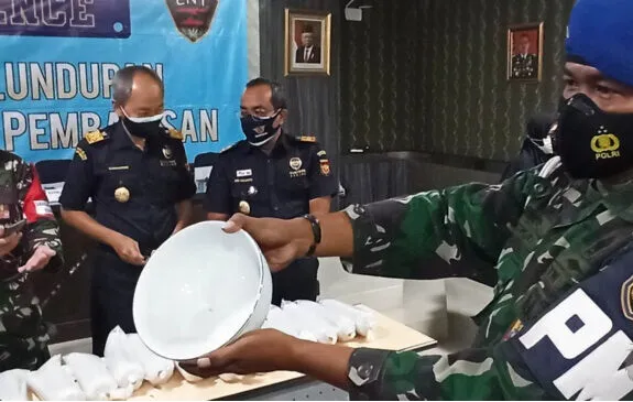80 Ribu Benur Nyaris Diselundupkan ke Batam