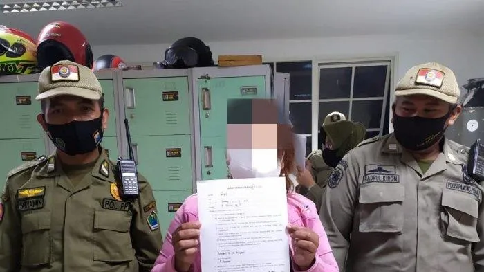 Patroli Pinggir Jalan, Seorang PSK Diamankan Dua Kabur