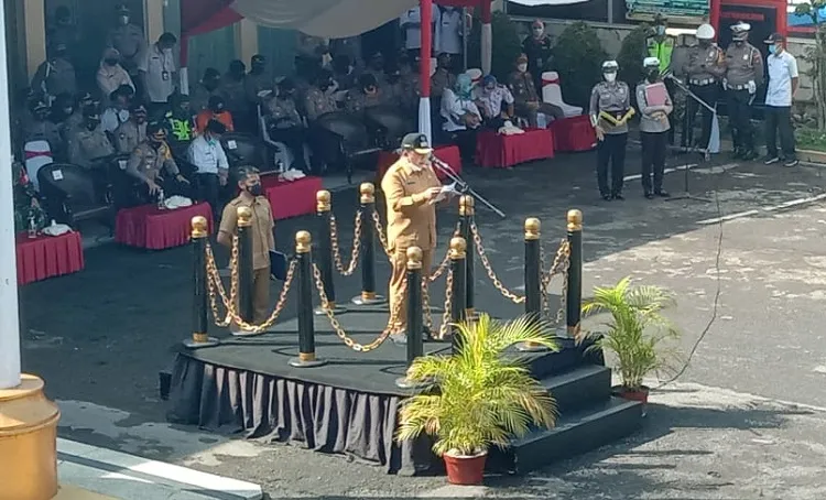 Bupati Jember Pimpin Apel Kesiapan Pasukan Operasi Ketupat Semeru 2021