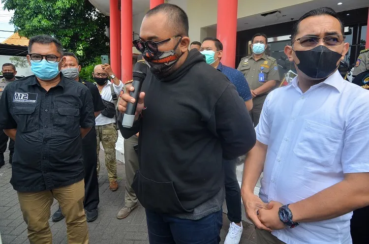 Polisi Amankan Pria Viral yang Bodohkan Pengunjung Mall