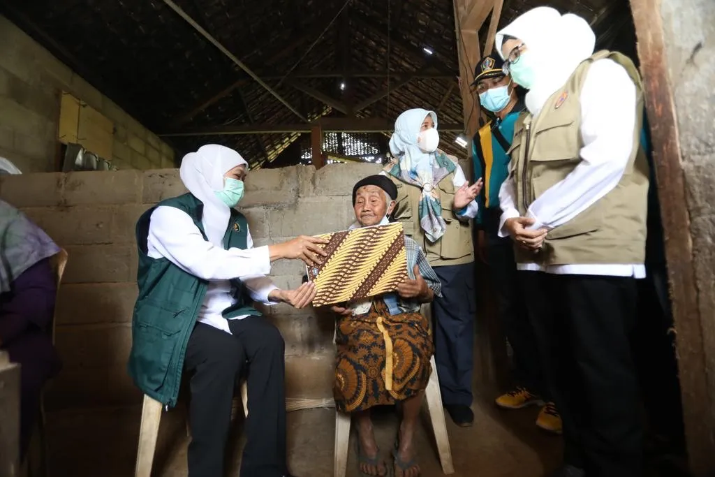 Tinjau Gempa 5,9 SR di Blitar, Gubernur Bentuk Kampung Siaga Bencana