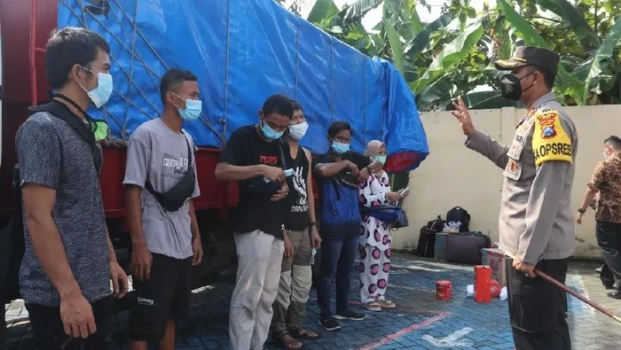 Lagi, 10 Pemudik Diamankan di Exit Tol Ngawi