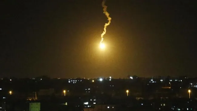 Pagi Tadi, Roket Militan Hamas Serang Tel Aviv, Guncang Bandara