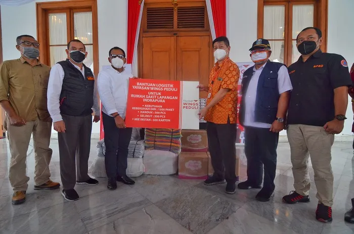 Wings Peduli Kirim Bantuan Berupa 1500 Paket Kebersihan untuk Pasien Bangkalan di RSLI