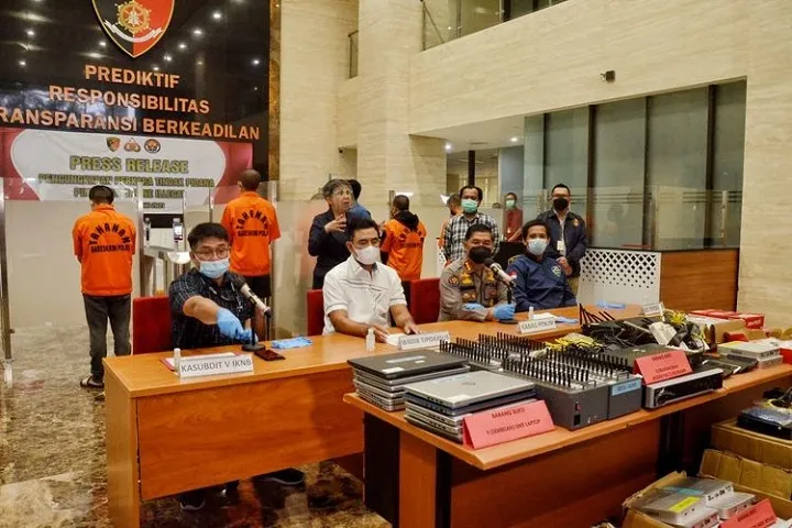 Pinjol Online Dikendalikan 2 Warga asal China