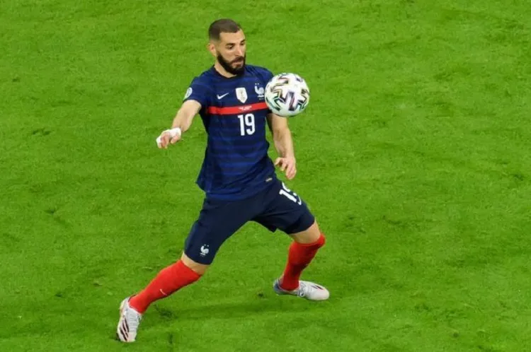 Gagal Cetak Gol, Benzema Masih Banjir Dukungan