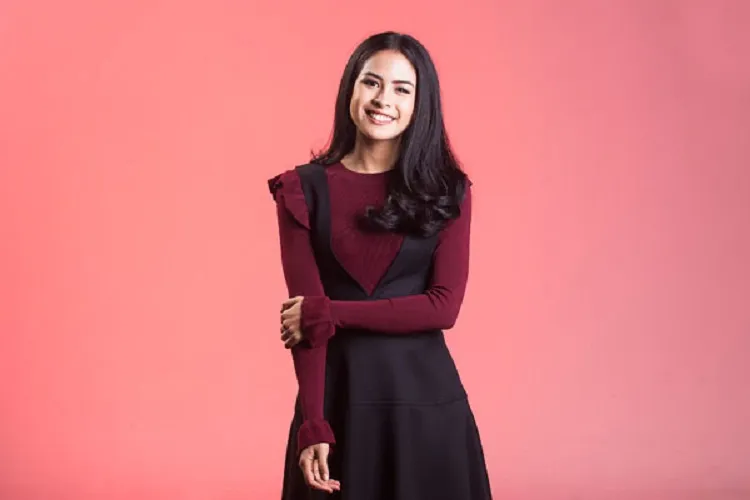 Berhasil Selesaikan S2 di Stanford dan Bawa 2 Gelar Sekaligus