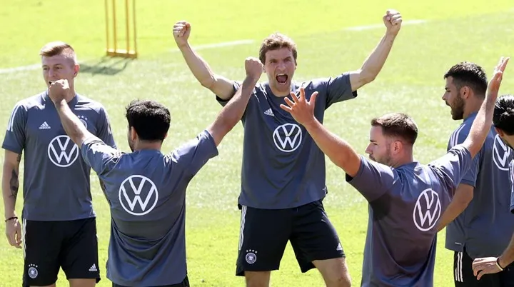Menang atau Tersingkir, Die Mannschaft!