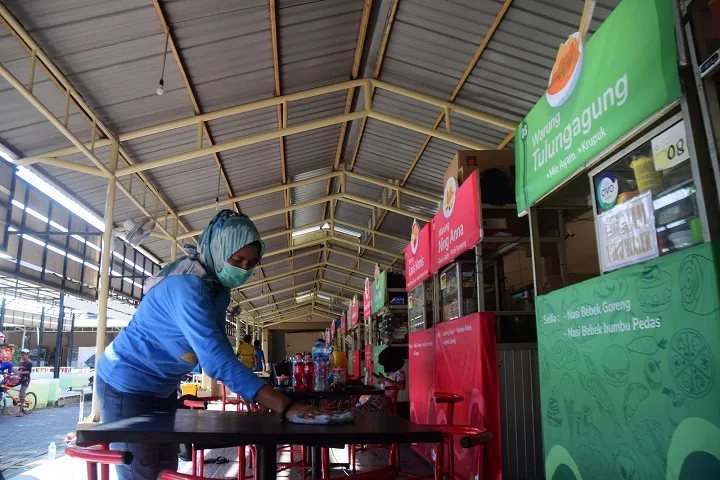 Pedagang Gado-gado di SWK Semolawaru: Omset Sehari Cuma Rp 5.000