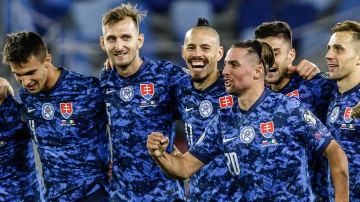 Revolusi Slovakia di Tangan Pelatih Tarkovic