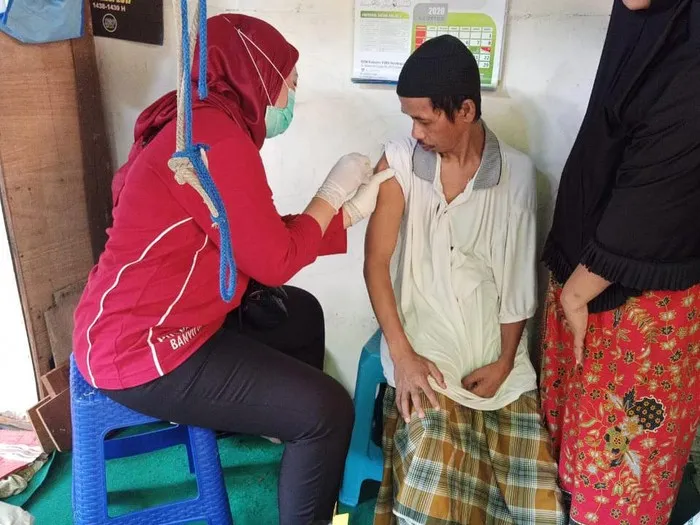 Penyandang Disabilitas dan ODGJ di Surabaya Mulai Divaksin Covid-19