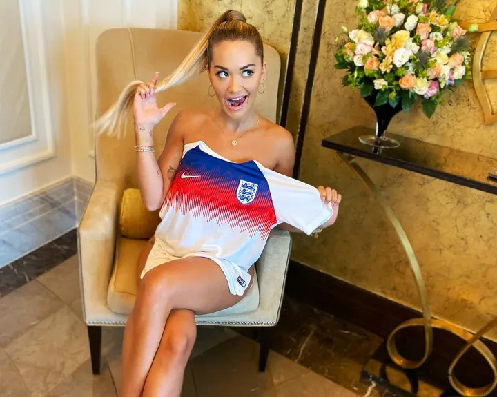 Inggris Kalah, Rita Ora Bangga