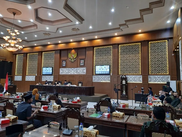DPRD Kota Probolinggo Bahas RAPERDA tentang Pertanggungjawaban Pelaksanaan APBD TA 2020