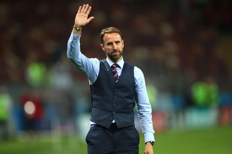 Fans Inggris Kritik Keputusan Southgate di Extra Time dan Babak Adu Penalti