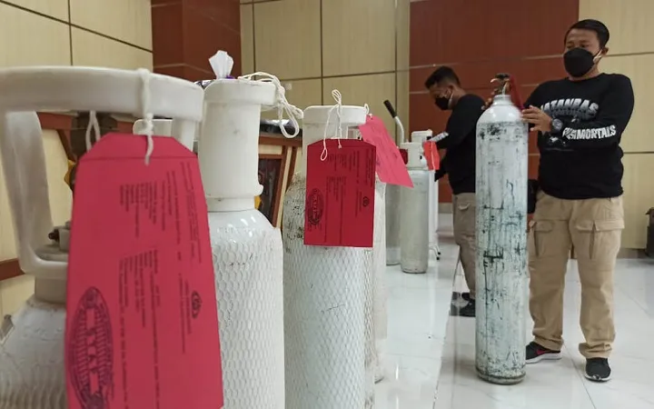 Kakak Adik di Sidoarjo, Jual Tabung Oksigen di Atas HET Lewat Medsos