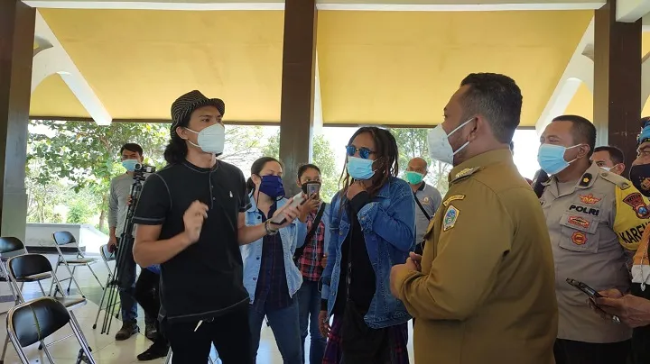 Forkot Gresik Gelar Aksi Tolak Perpanjangan PPKM Darurat