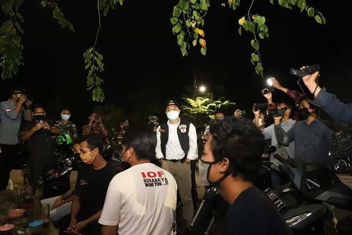Temukan Pelanggar PPKM Darurat Langsung Diajak Tour of Duty ke Makam