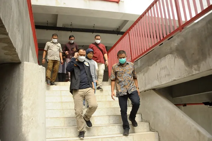 Kerahkan Semua Satgas, Wali Kota Eri Jadikan Lapangan Tembak Jadi Rumah Sakit Lapangan
