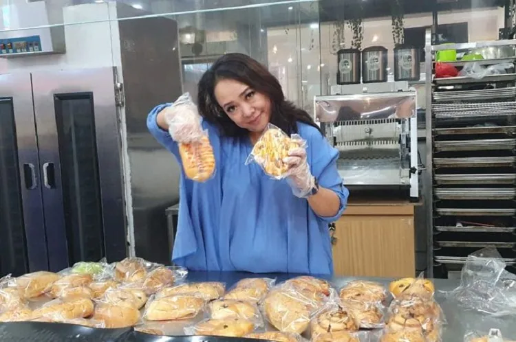 Tekuni Bisnis Bakery hingga Berkembang Pesat