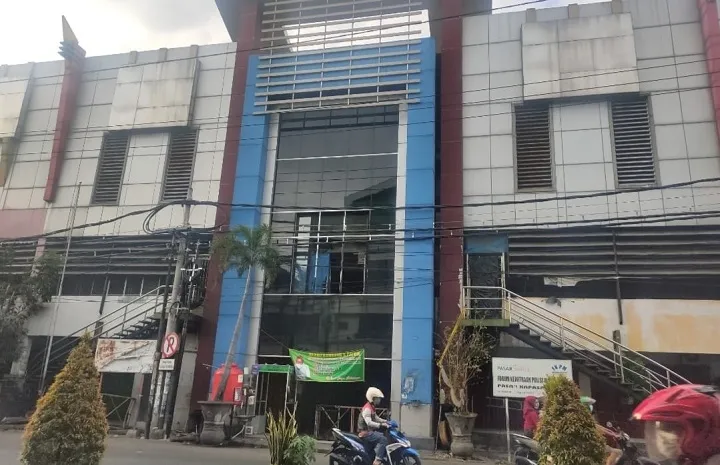 Pedagang Pakaian Pasar Kapasan Tewas Dibacok, 2 Pelaku Kabur