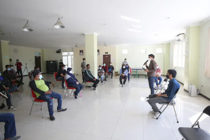 Puluhan Relawan Surabaya Memanggil Jalani Pembekalan