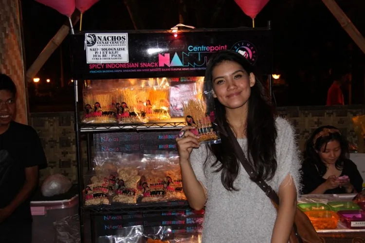 Berawal Reseller, Kini Sukses Berbisnis Camilan Nanutz Mania