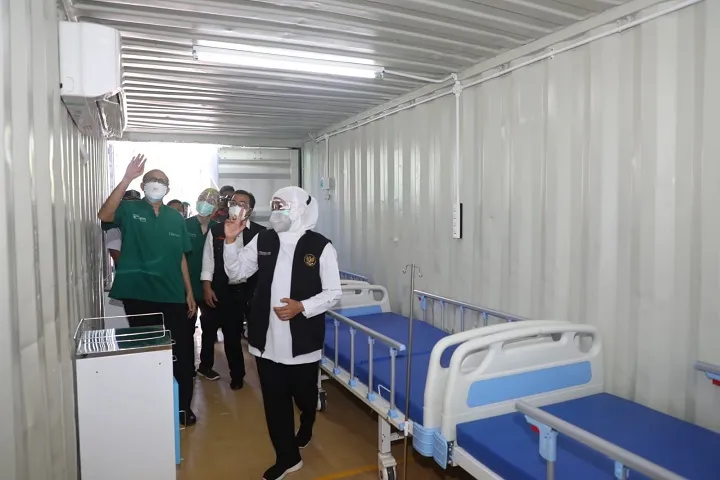 Percepat Pelayanan, RSUD dr. Soetomo Sulap Kontainer Menjadi Triage Pasien Covid-19