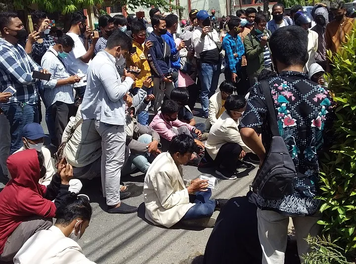 Dituding Tidak Transparansi Anggaran Covid, BEM Luruk Kantor Pemkab Sumenep