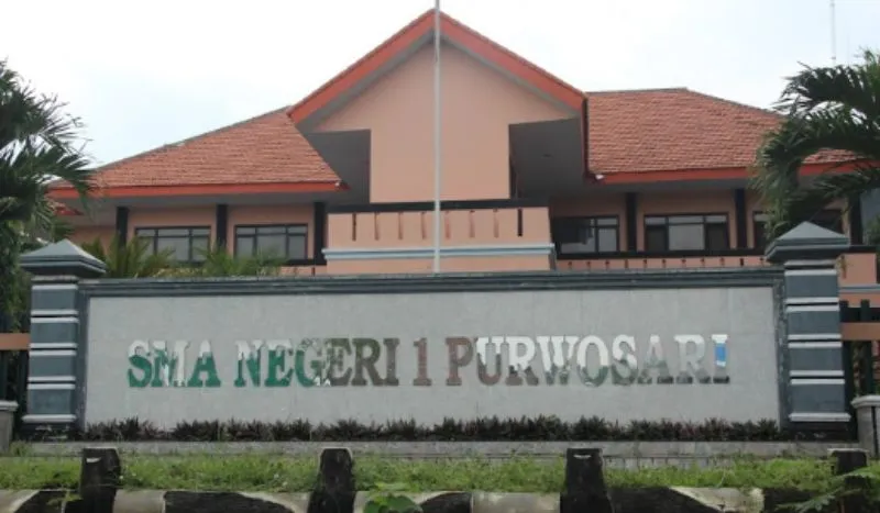 Baca juga : SMAN 1 Purwosari, Mendidik dengan Cinta di Masa Pandemi