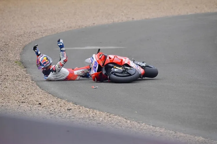 Ditabrak Marc Marquez, Kesal Gagal Finis Podium