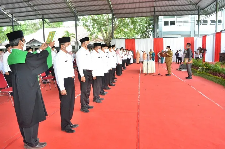 Kali Pertama Bupati Gus Yani Gelar Mutasi Pejabat Pemkab