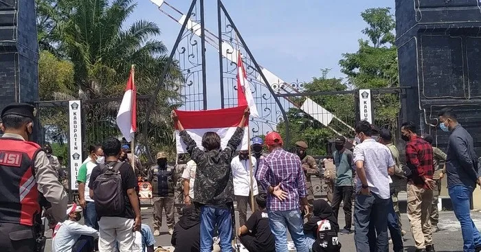 Aksi Damai dan Tahlil Digelar di Depan Pemkab Blitar