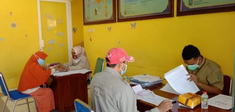 Kadinsos Alwi : Ada 4 Program Bansos dari Pemprov Jatim