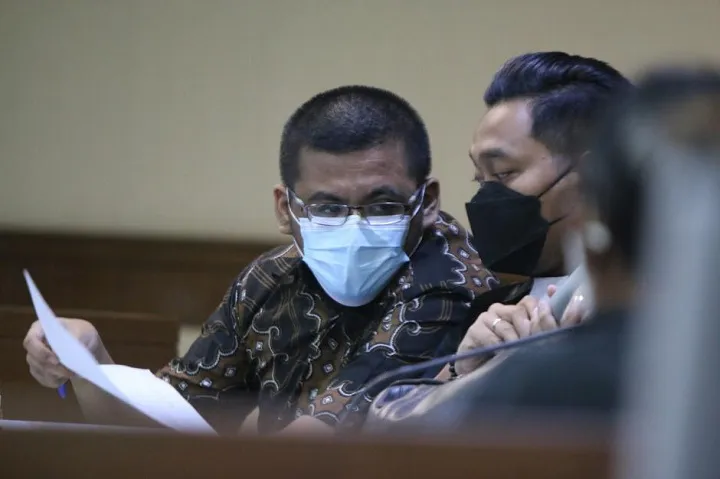 Digaji Rp 20 Juta/Bulan oleh Keluarga Mantan Sekjen MA Nurhadi