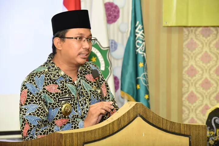 Buka 100 Ribu Lapangan Kerja Baru, Bupati Gus Muhdlor Minta BLK Data Lulusan SMK