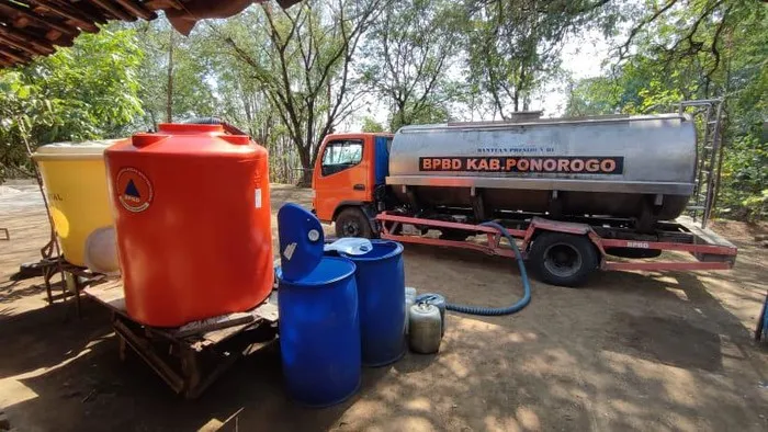BPBD Ponorogo Mulai Droping Air Bersih