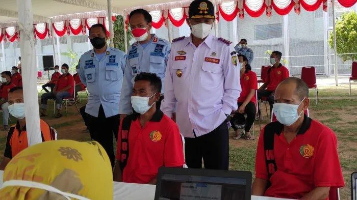 Ratusan WBP Lapas Madiun Divaksin