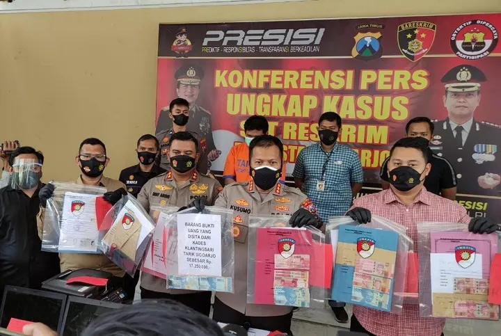 Kades Klantingsari Kena OTT Tim Saber Pungli Polresta Sidoarjo