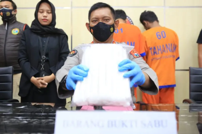 Ditresnarkoba Polda Jatim Gagalkan Penyelundupan Sabu Seberat 6 Kilo dari Malaysia