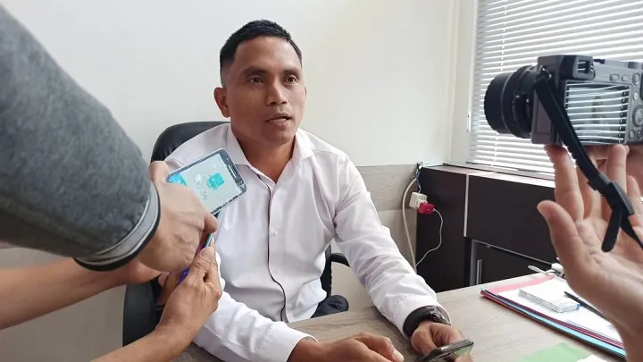 Rektor Tua Tersangka Ijasah Ilegal