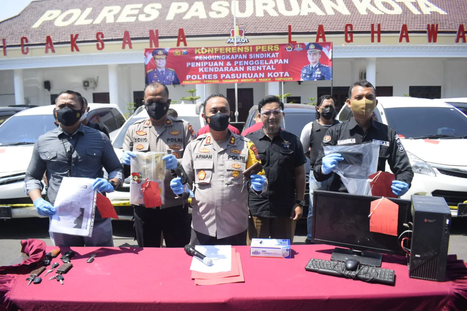 Polres Pasuruan Kota Berhasil Tangkap Pelaku Sindikat Penipuan dan Penggelapan Kendaraan Rental