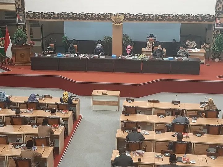 Dewan Gelar Paripurna Penjelasan Bupati Terkait Raperda APBD 2022