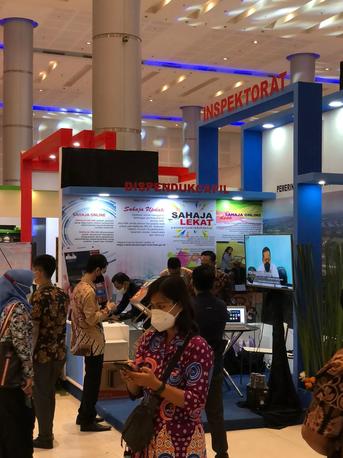 Dispendukcapil Wakili Kabupaten Kediri di Pameran dan Simposium Inovasi Pelayanan Publik 2021