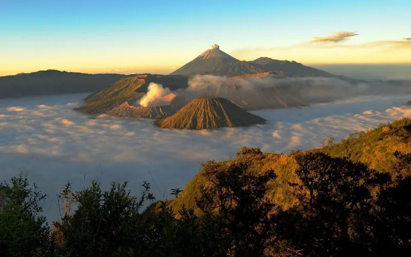 Pembukaan Bromo-Semeru Ikuti Aturan Pusat