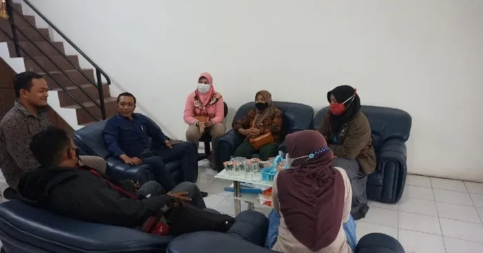 Belasan Emak-emak di Mojokerto Tertipu Investasi Bodong
