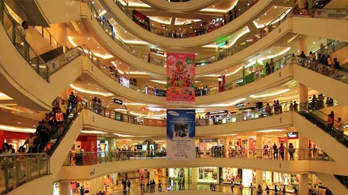 Level-1 Salebration, 27 Mal se-Surabaya Sediakan Diskon Hingga 70 Persen