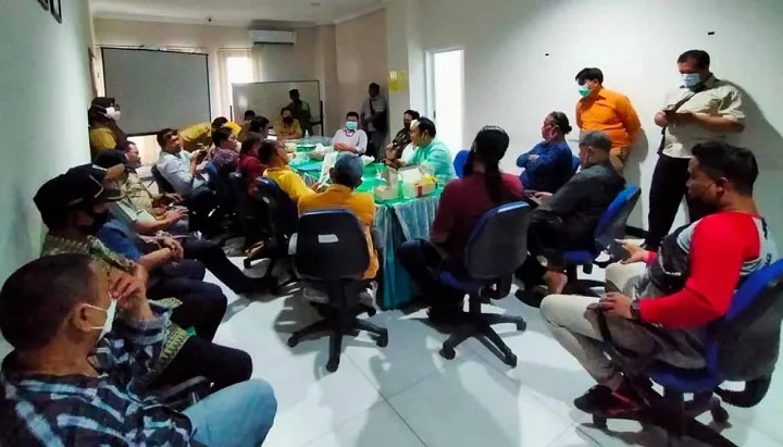 Sungai Tercemar, DLH Pasuruan Digeruduk Warga