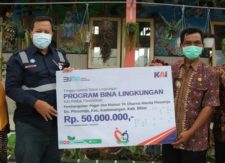 Peduli Pendidikan, Daop 7 Madiun Berikan Bantuan Dana kepada TK Dharma Wanita Plosorejo Senilai Rp 50 Juta